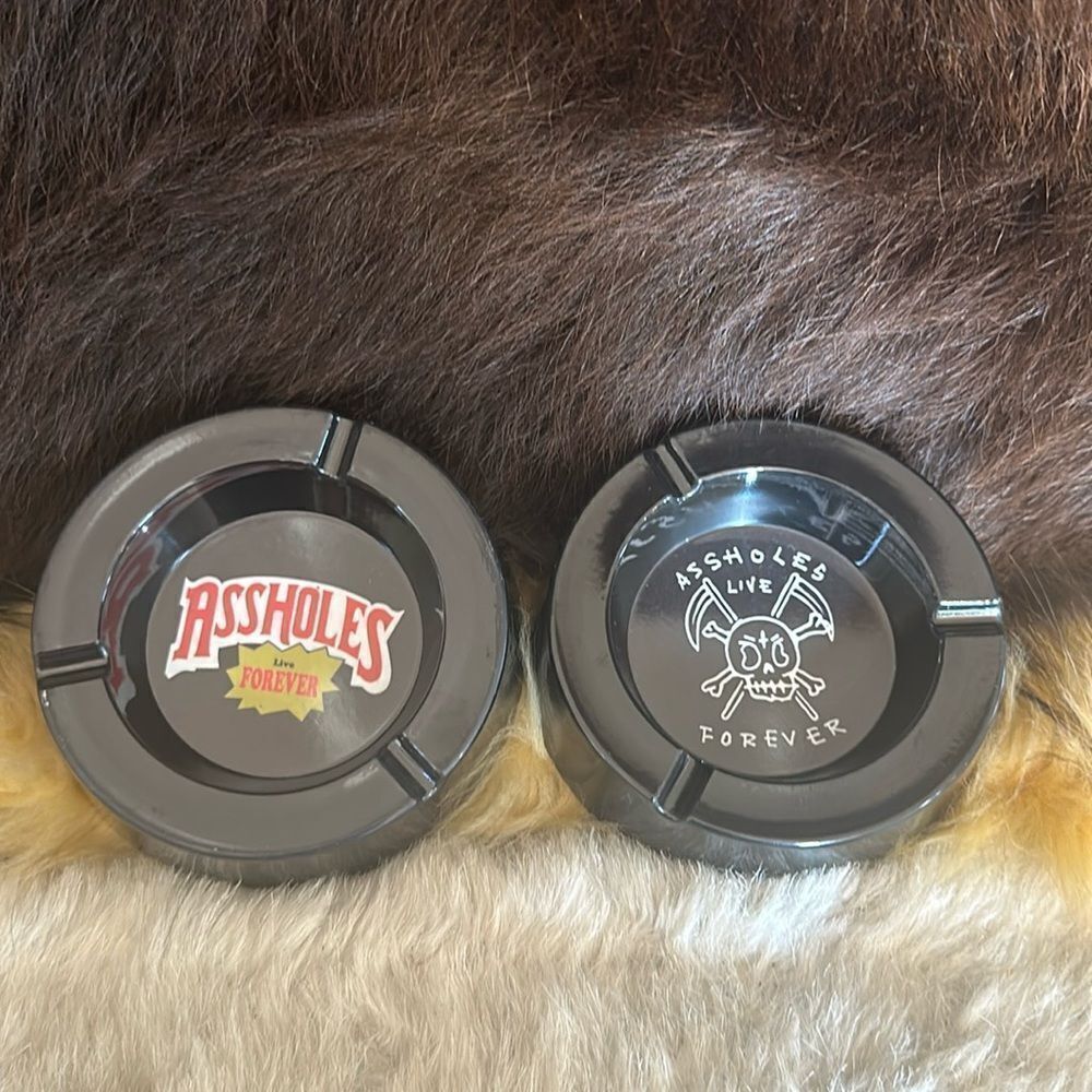 Assholes live forever ashtray bundle NEW (5520)
